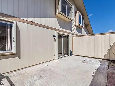 211 Maplecrest Circle