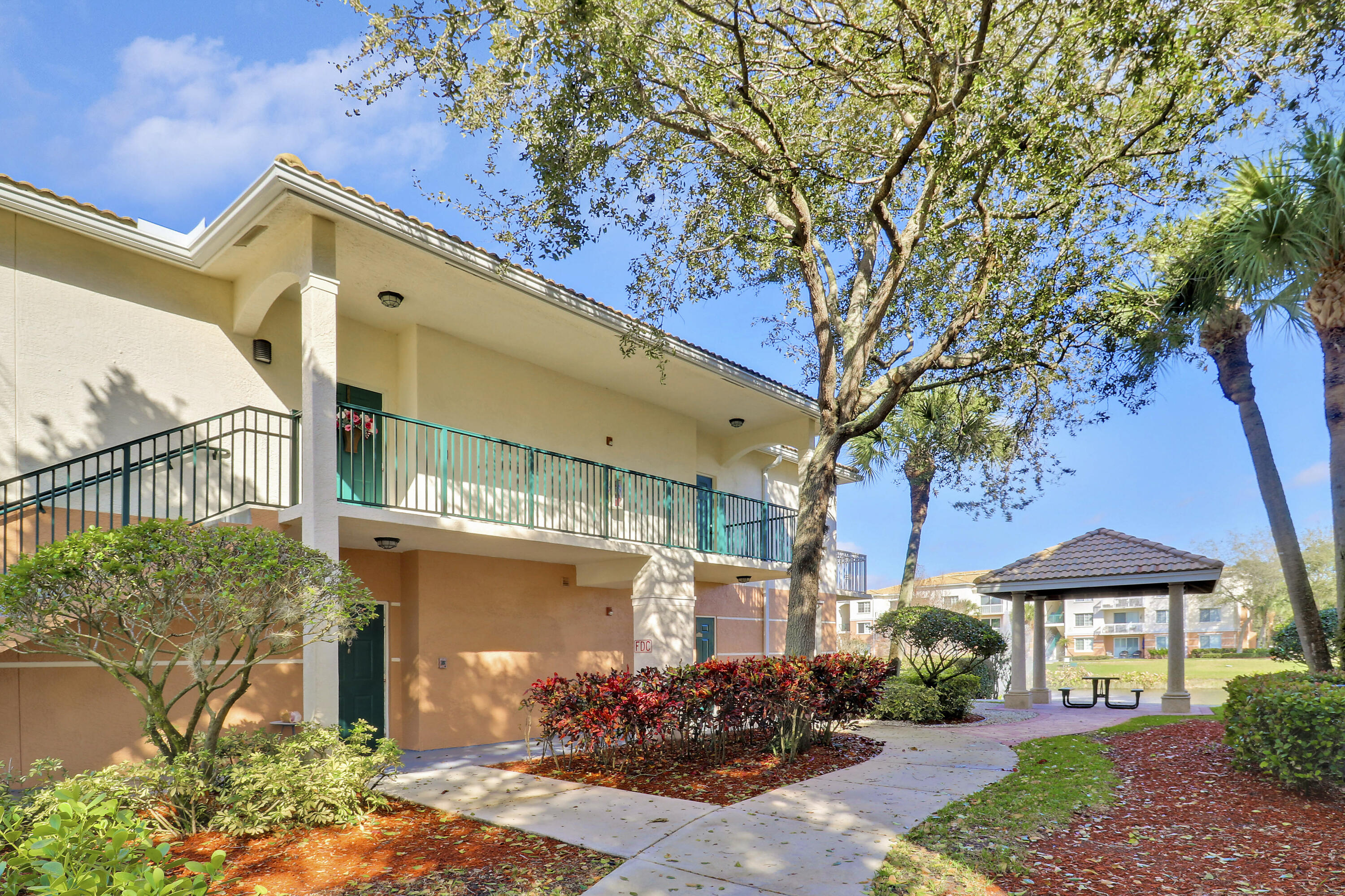 9212 W Myrtlewood Circle W