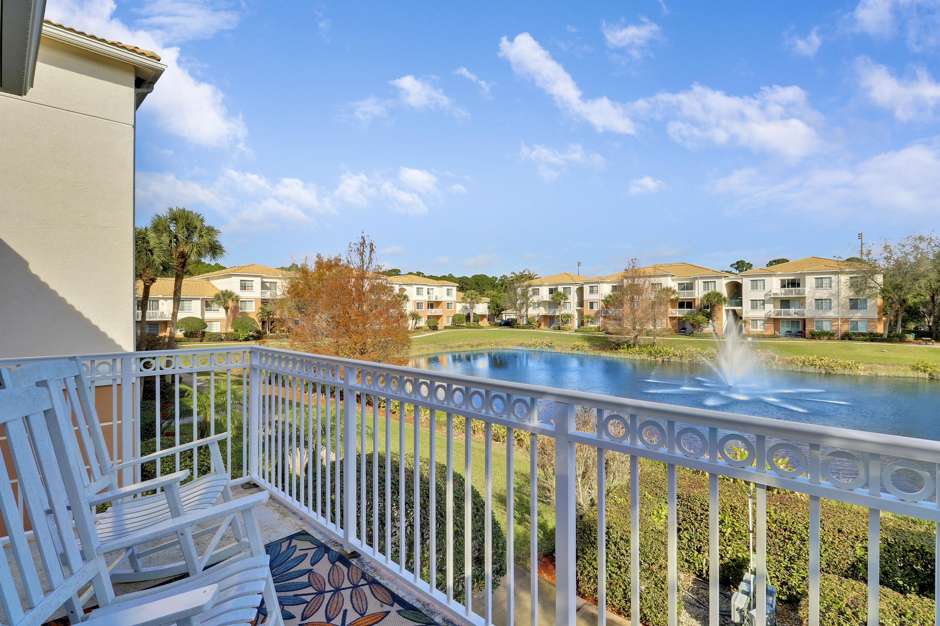 9212 W Myrtlewood Circle W