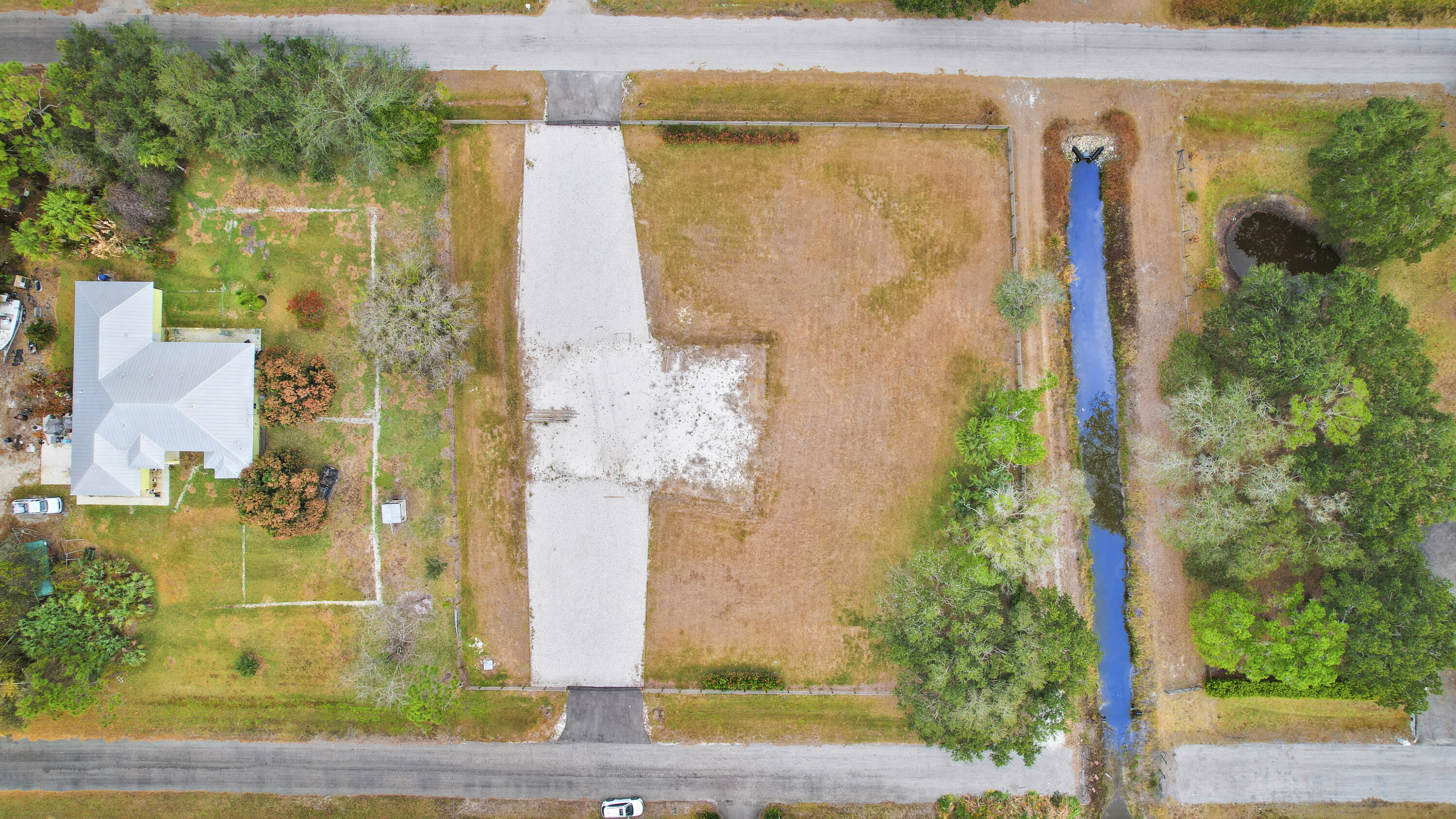 15743 N 99th Street N