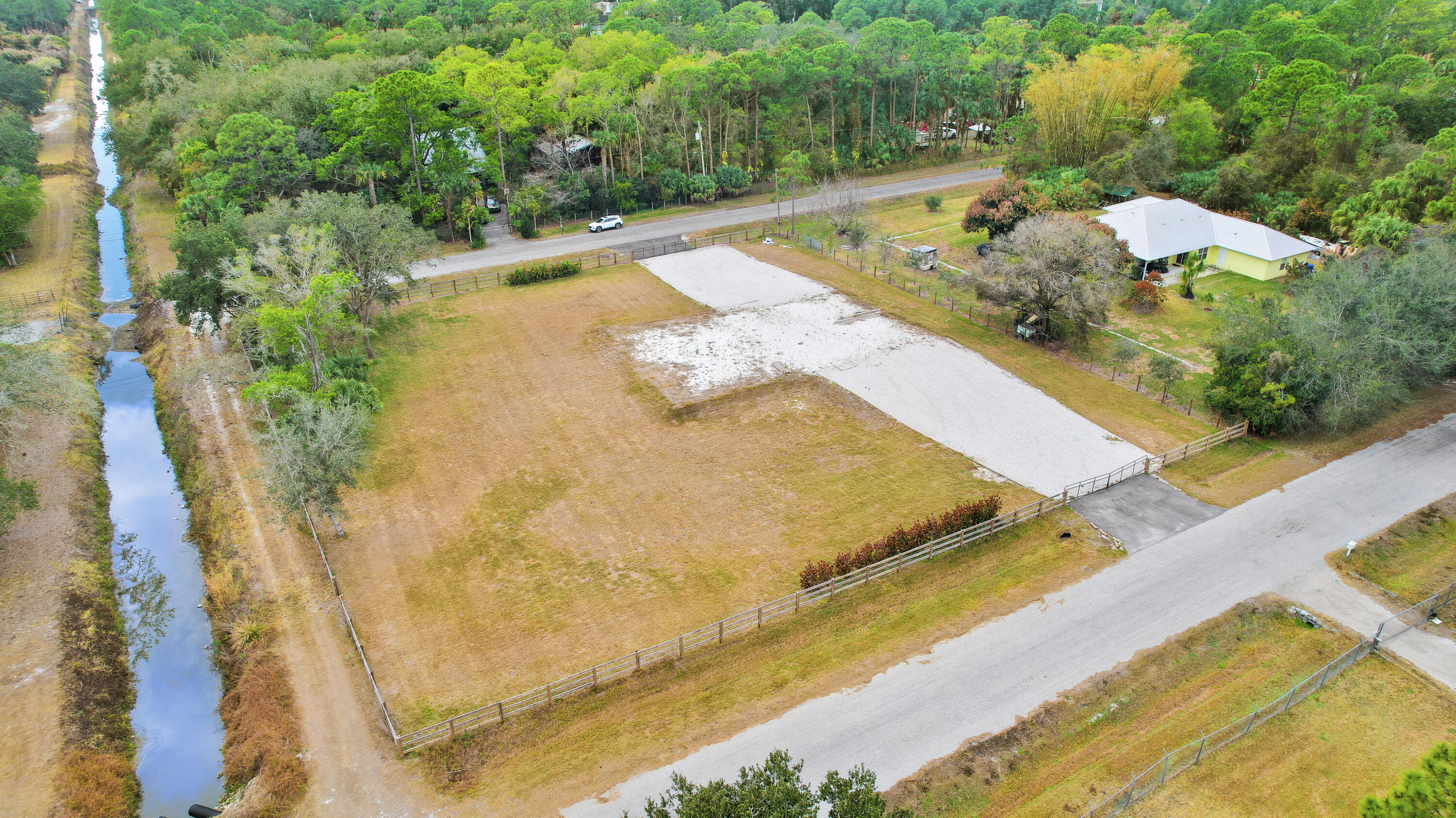 15743 N 99th Street N