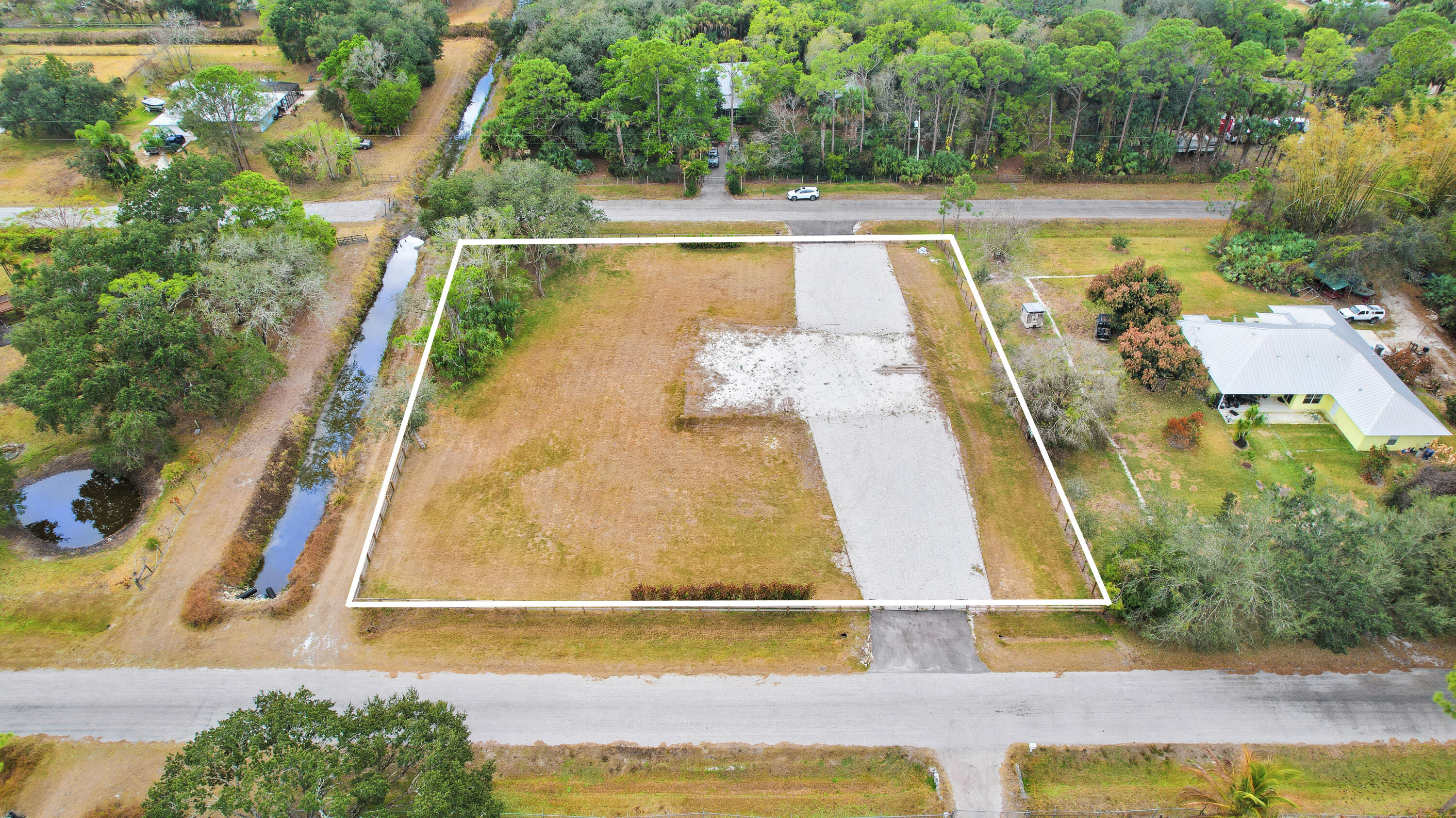 15743 N 99th Street N