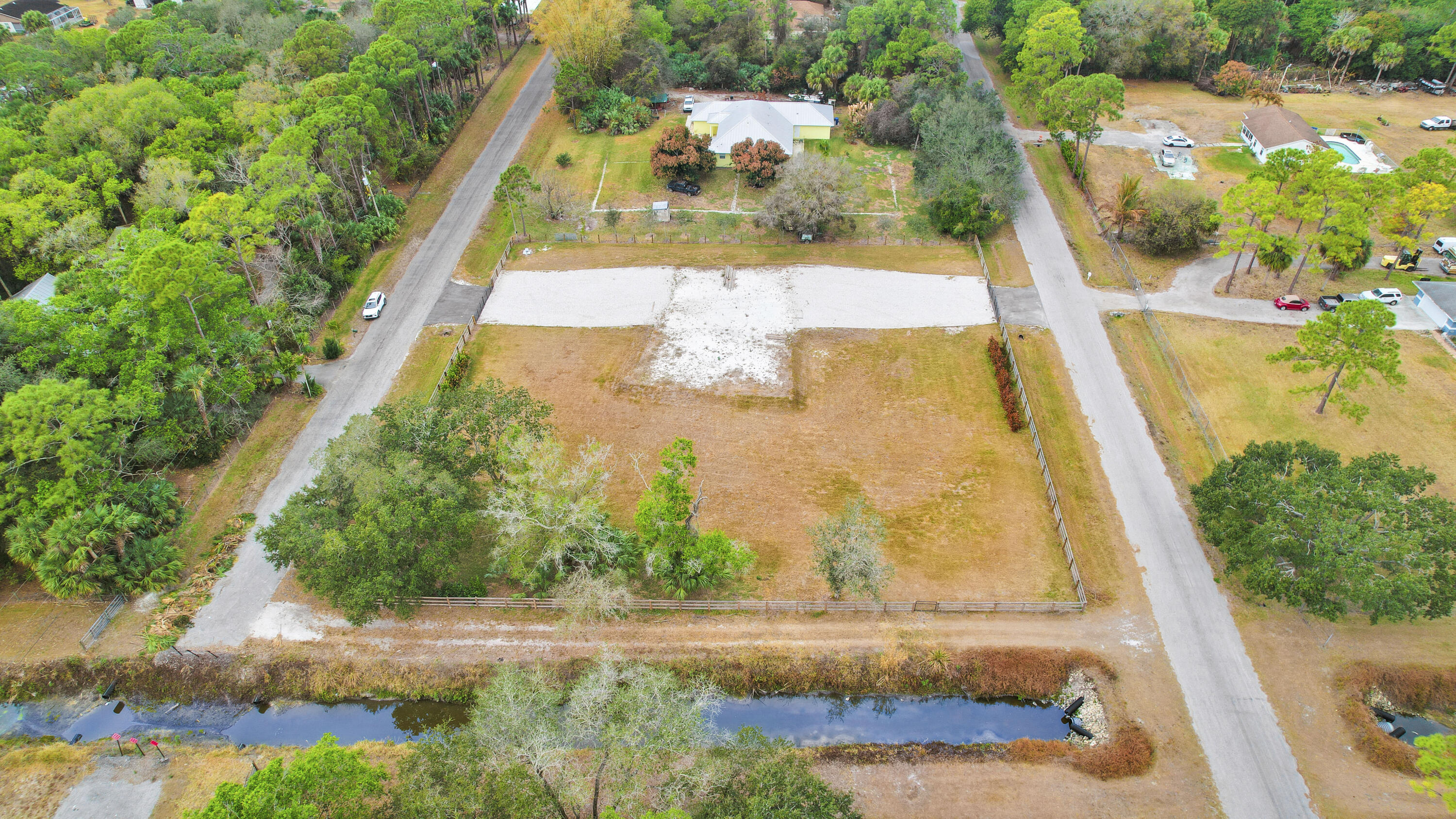 15743 N 99th Street N