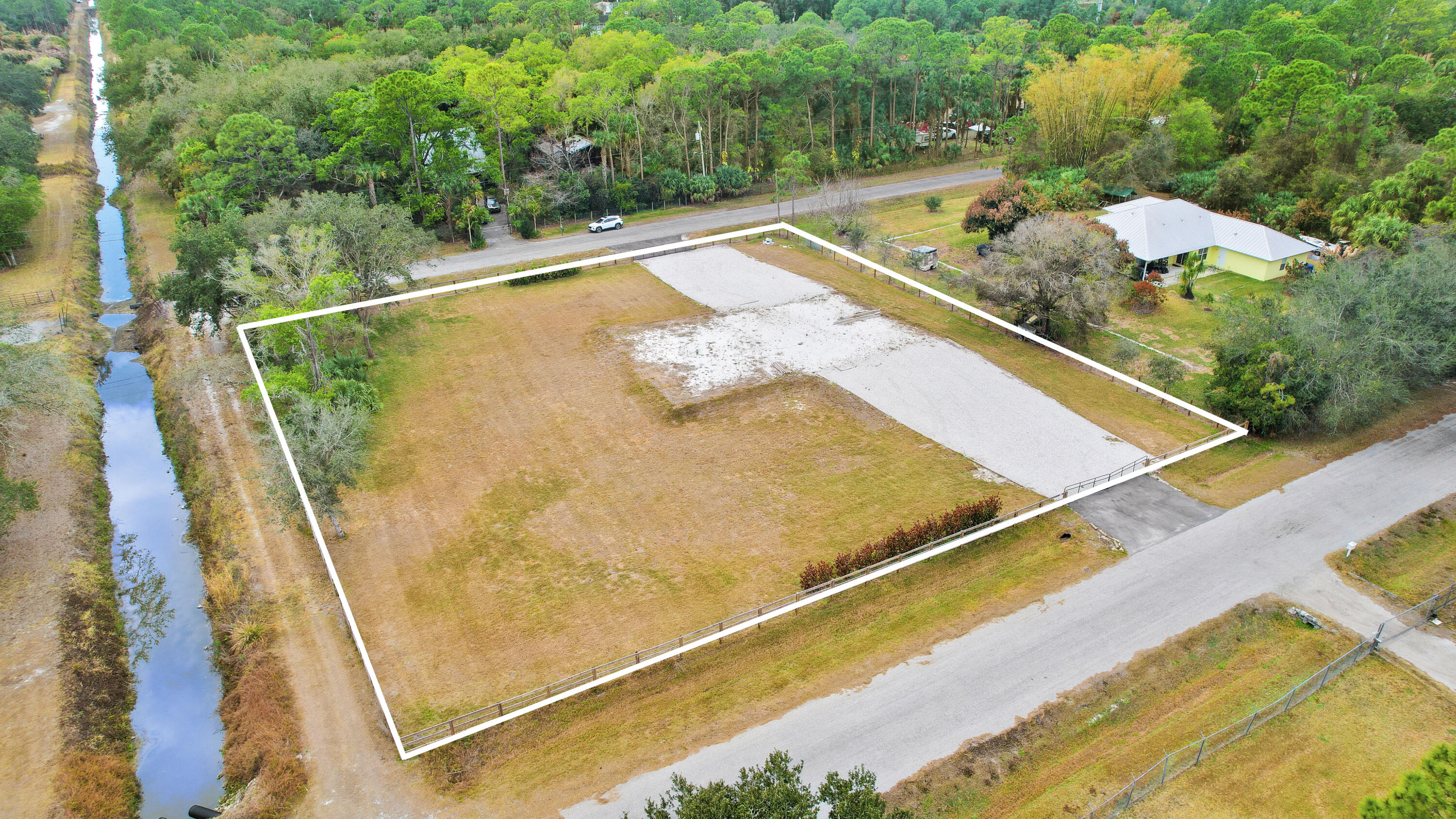 15743 N 99th Street N