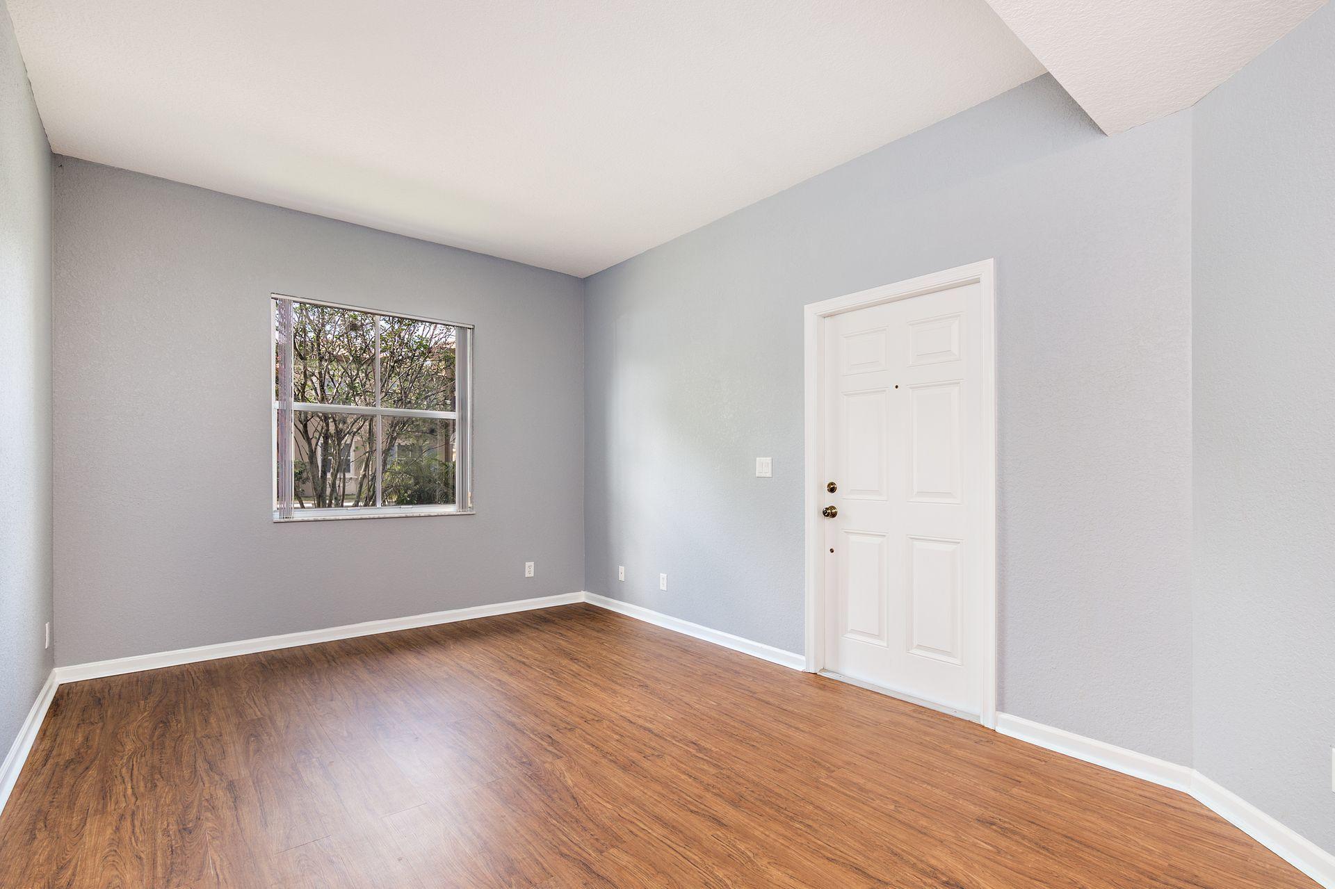 2912 Hidden Hills Road 1205