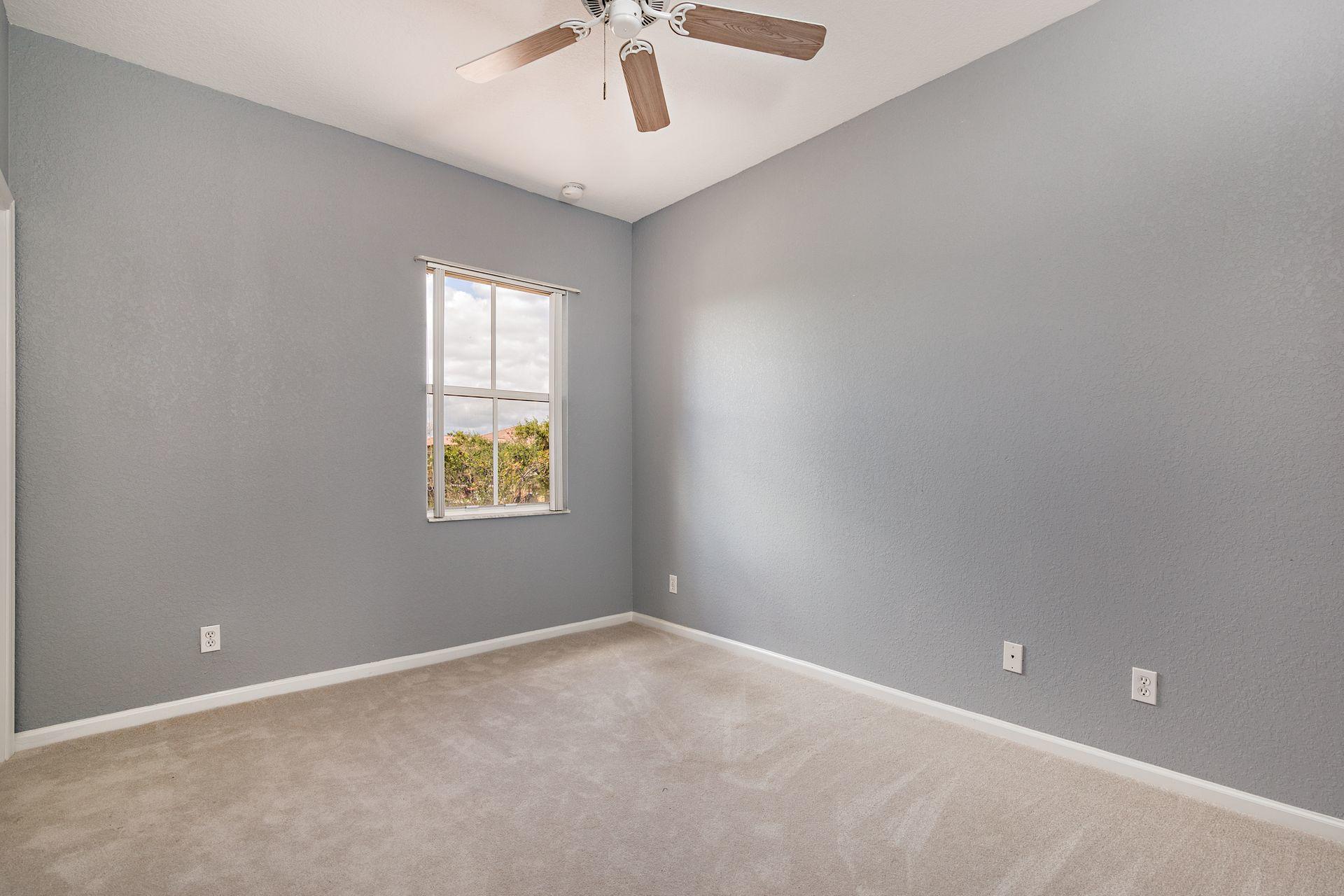 2912 Hidden Hills Road 1205