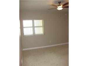 2650 Lake Shore Drive 2406