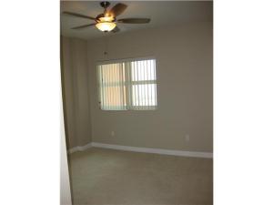 2650 Lake Shore Drive 2406