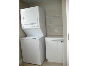 2650 Lake Shore Drive 2406