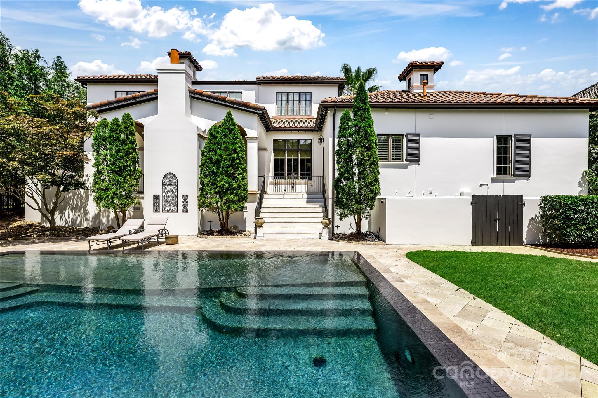 6330 Saint Stephen Lane