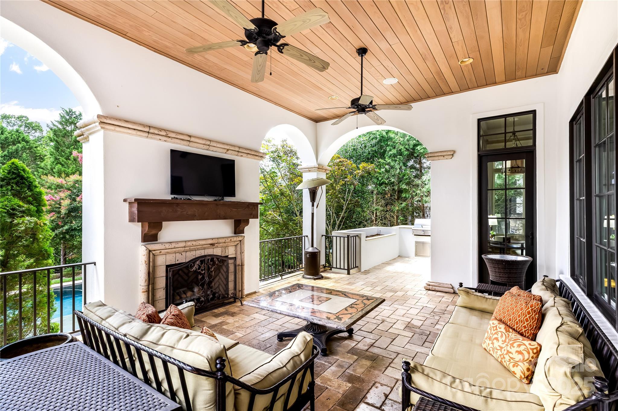 6330 Saint Stephen Lane