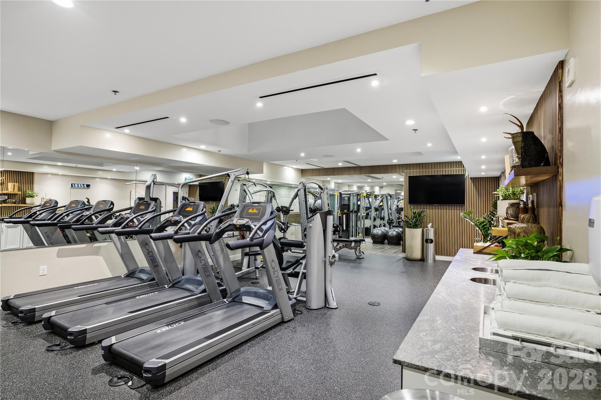 127 N Tryon Street Unit: 303