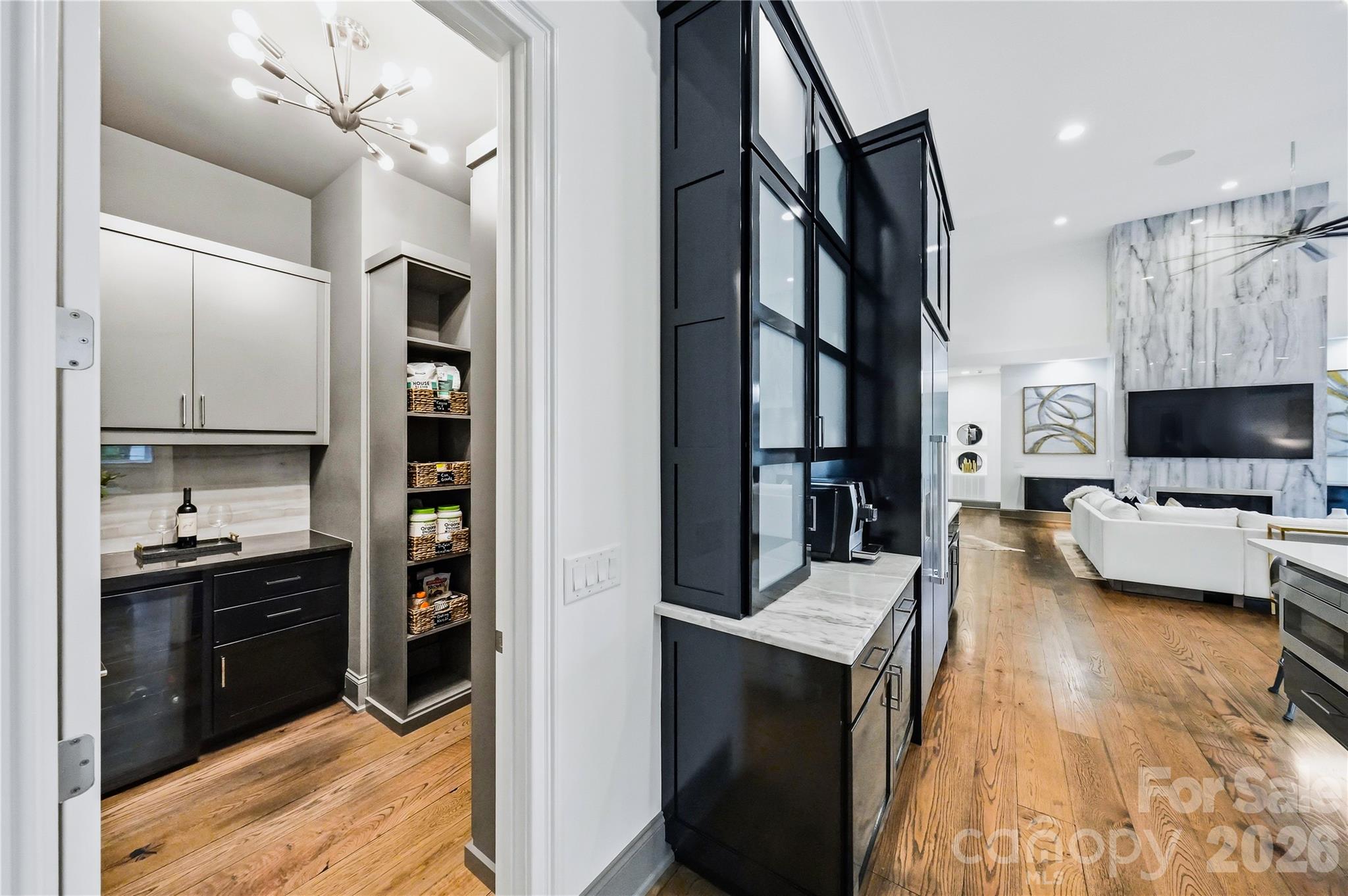 106 Norcross Lane