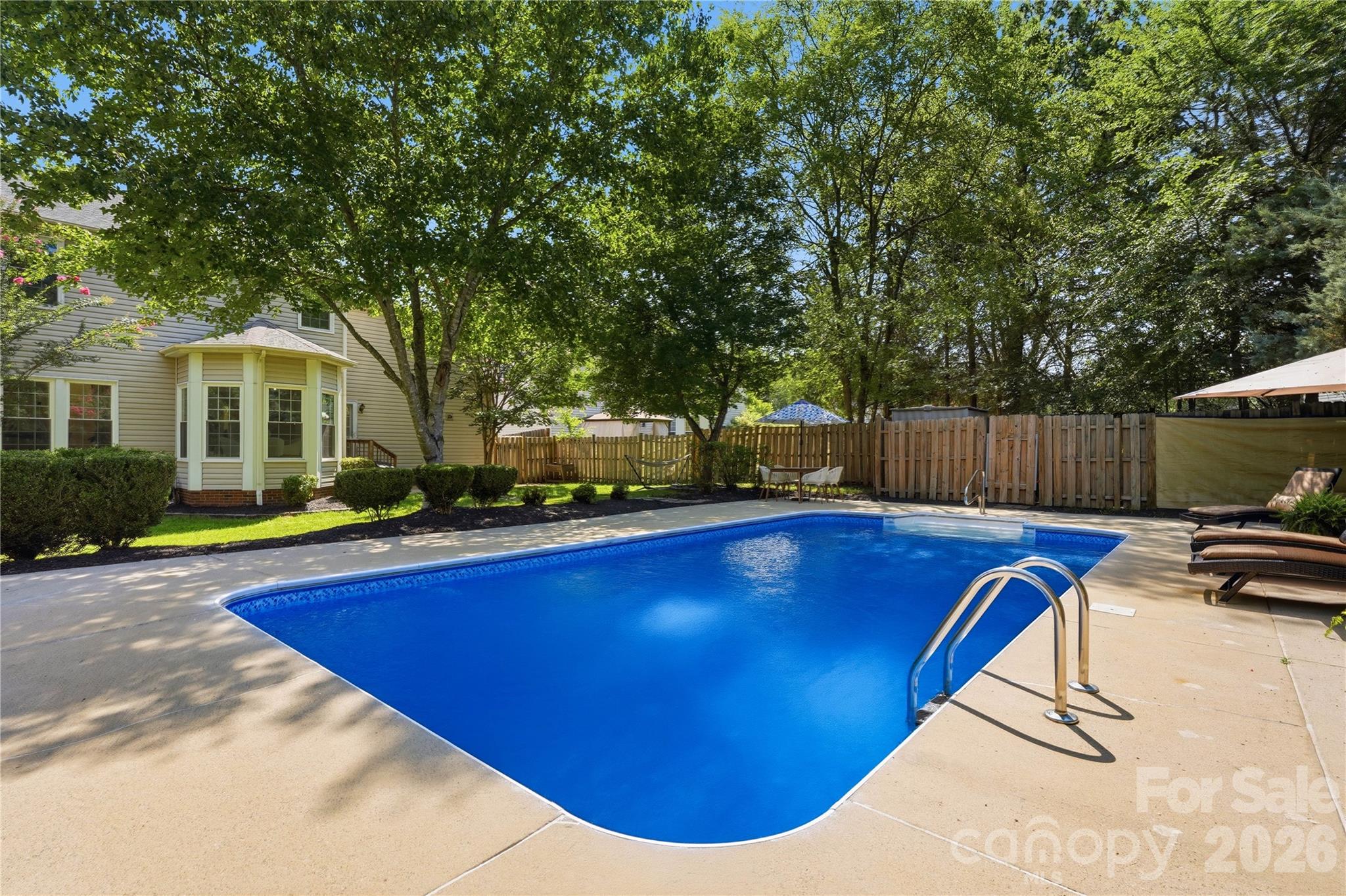 12312 Greenway View Court