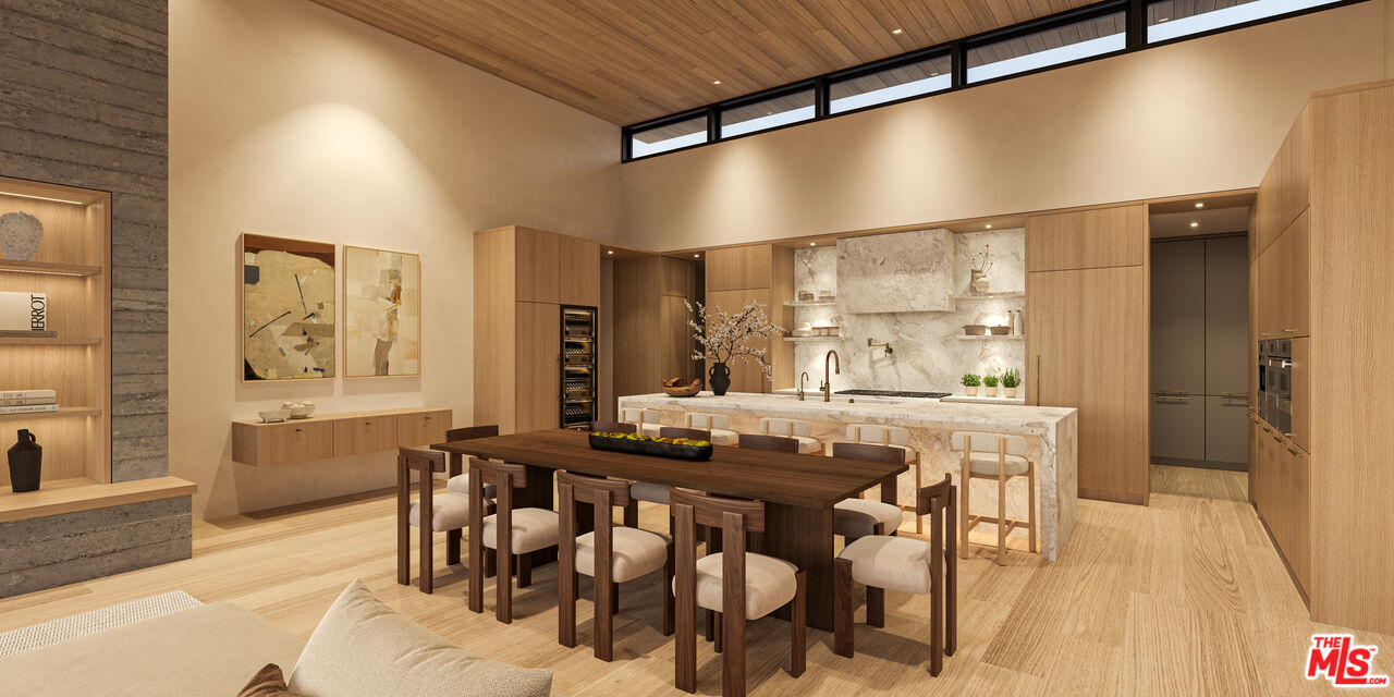 4755 Avenida Del Mar