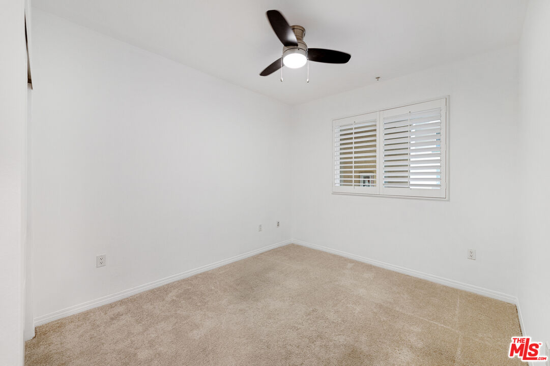 6020 Seabluff Dr Unit: 218