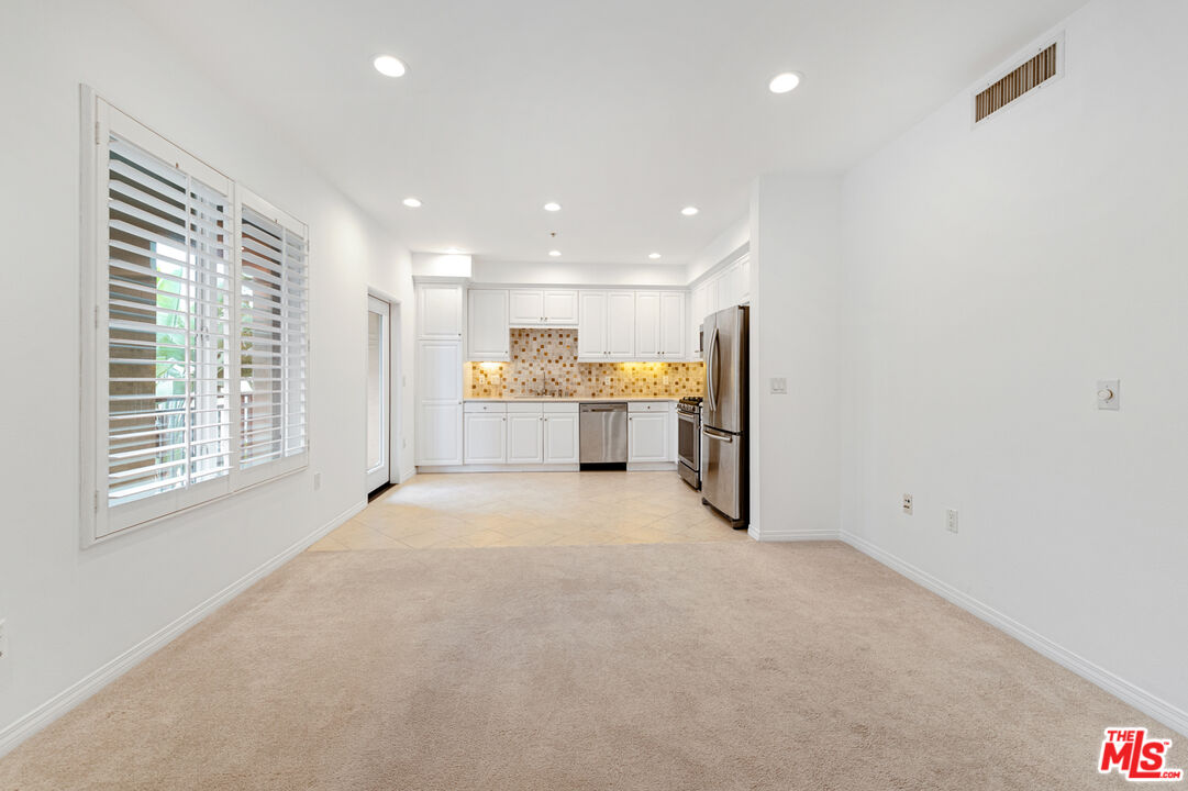 6020 Seabluff Dr Unit: 218
