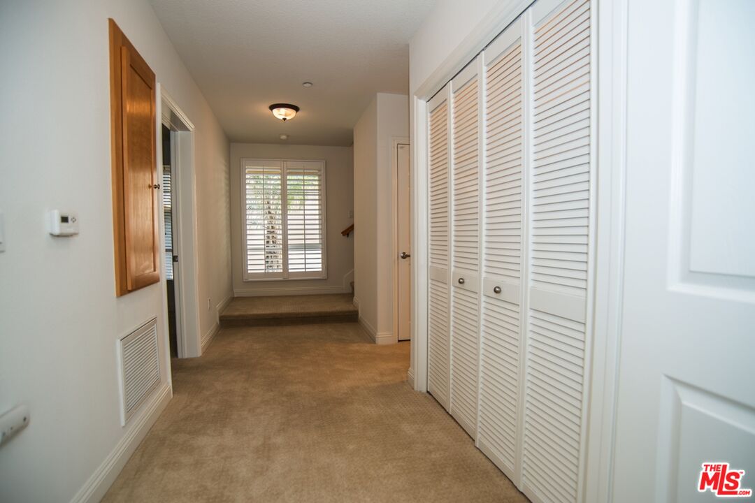 5831 Seawalk Dr Unit: 221
