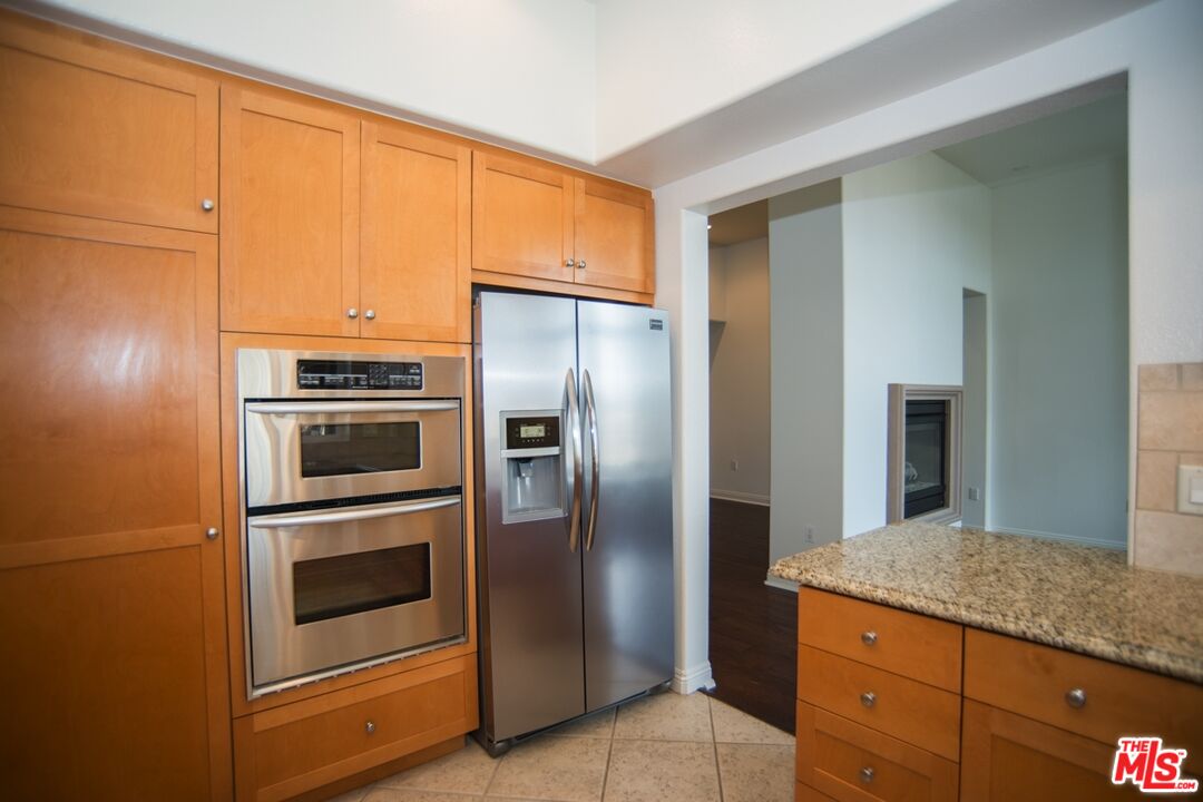 5831 Seawalk Dr Unit: 221