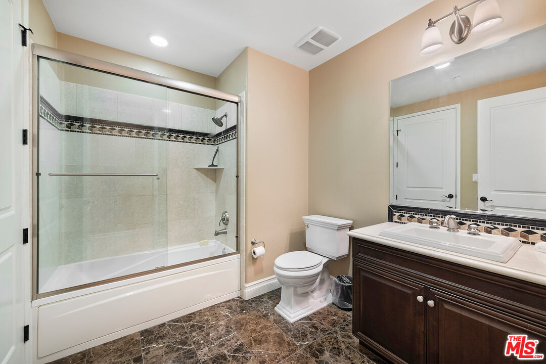 6241 Crescent Park Unit: 109