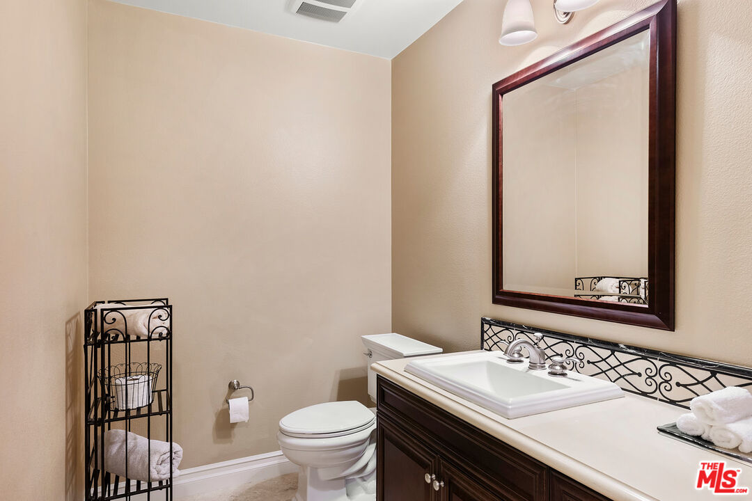 6241 Crescent Park Unit: 109