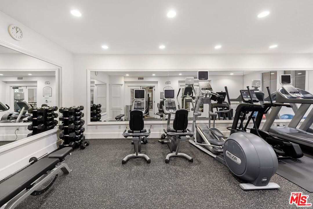 6241 Crescent Park Unit: 109