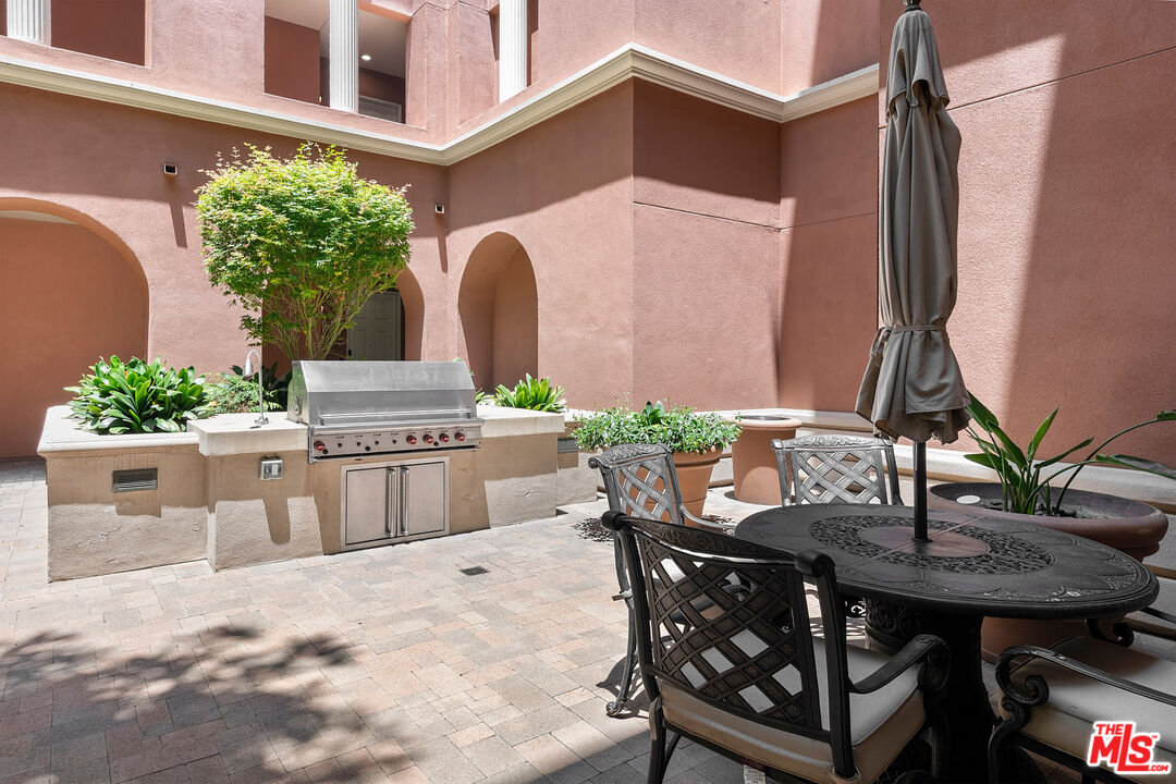 6241 Crescent Park Unit: 109