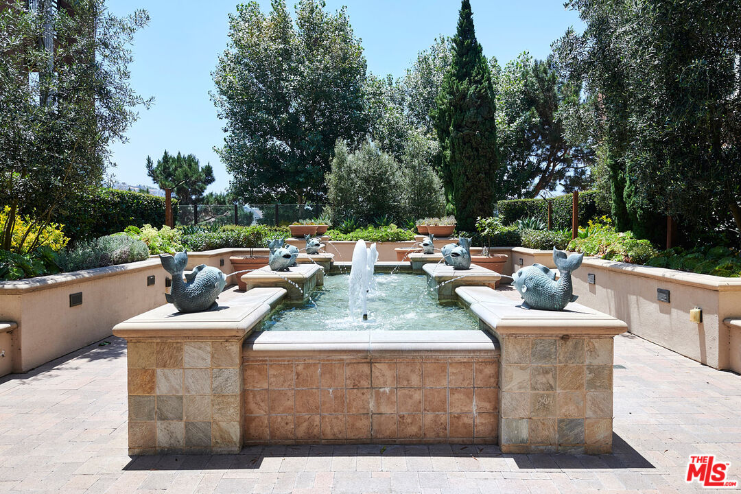 6241 Crescent Park Unit: 109