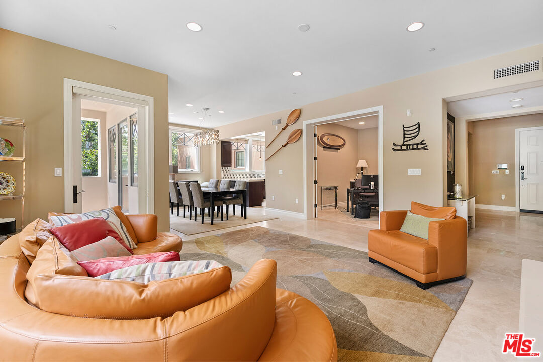 6241 Crescent Park Unit: 109