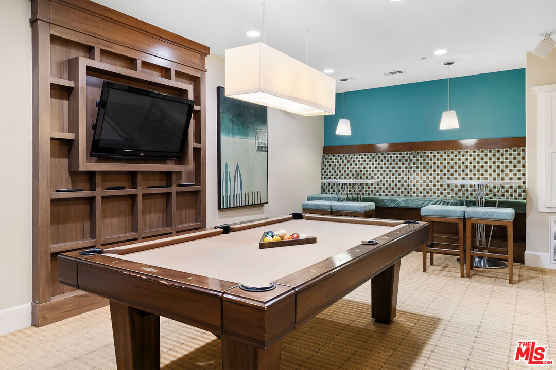6241 Crescent Park Unit: 109