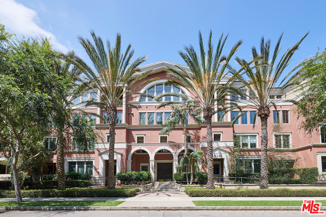 6241 Crescent Park Unit: 109