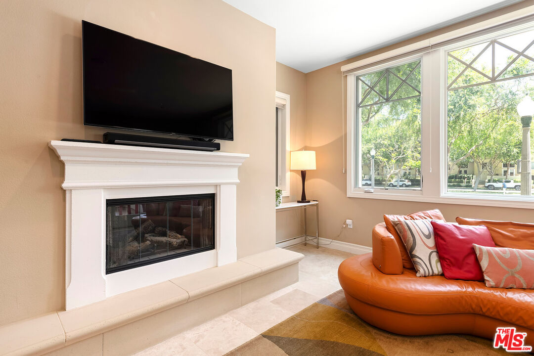 6241 Crescent Park Unit: 109