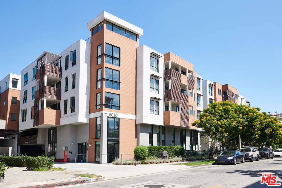 6030 Seabluff Dr Unit: 316