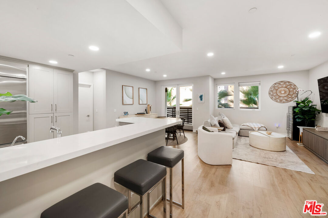 6030 Seabluff Dr Unit: 316