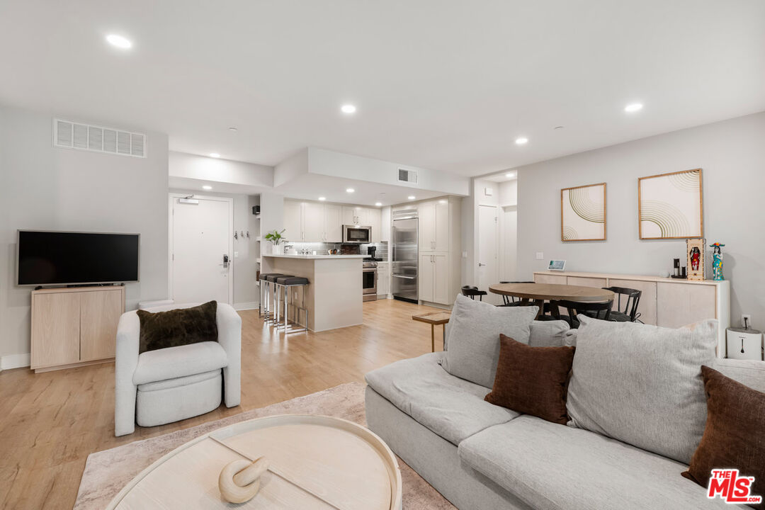 6030 Seabluff Dr Unit: 316