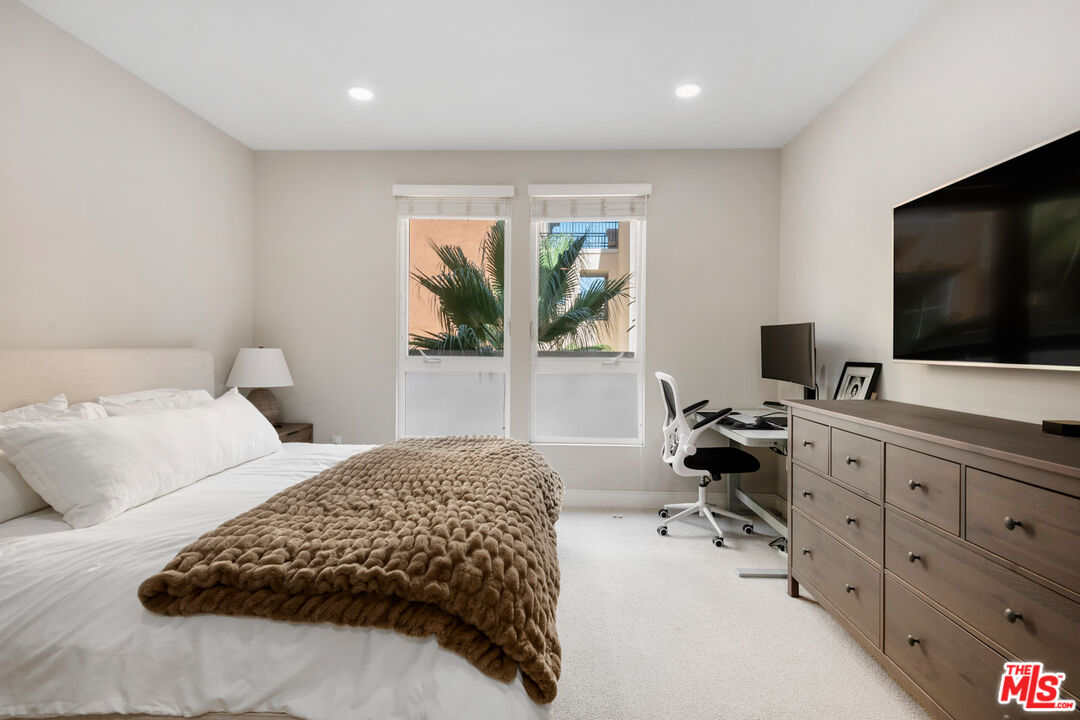 6030 Seabluff Dr Unit: 316