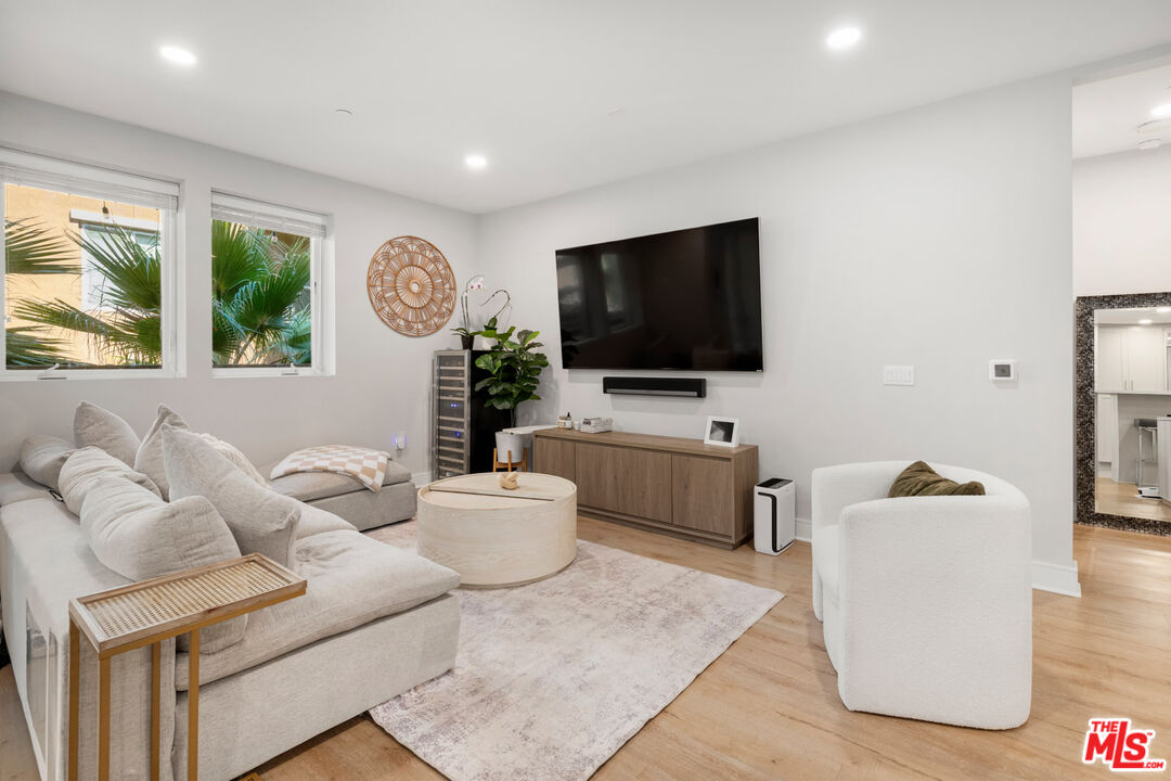 6030 Seabluff Dr Unit: 316