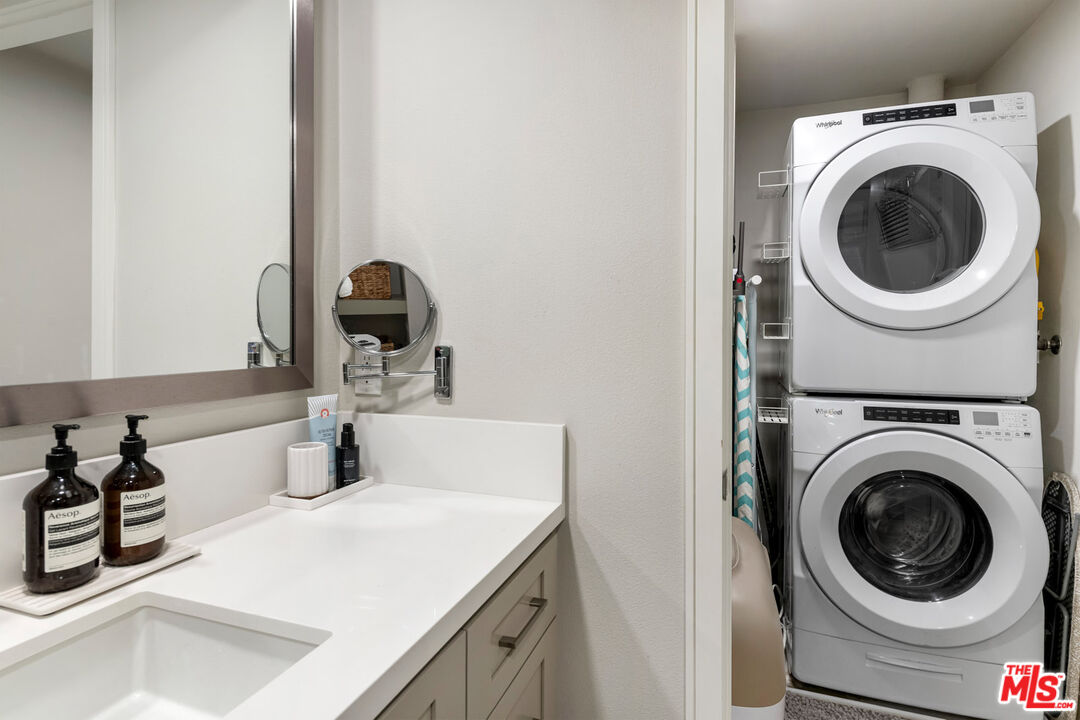 6030 Seabluff Dr Unit: 316