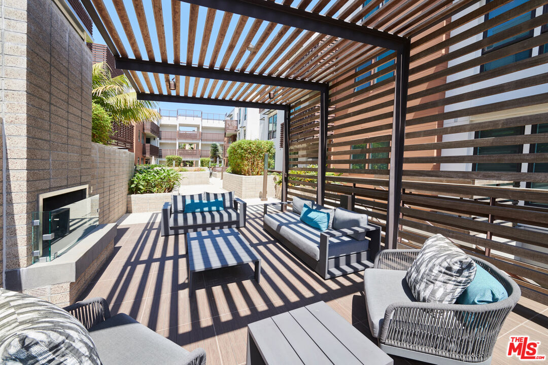 6030 Seabluff Dr Unit: 316