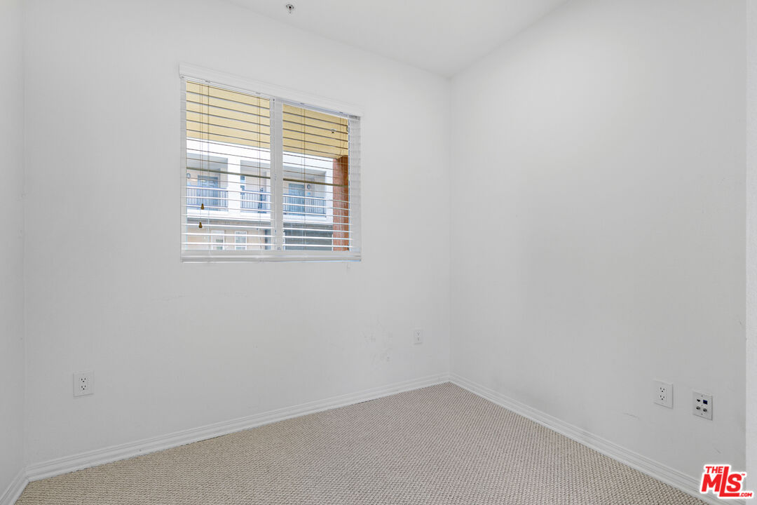 6020 Seabluff Dr Unit: 301