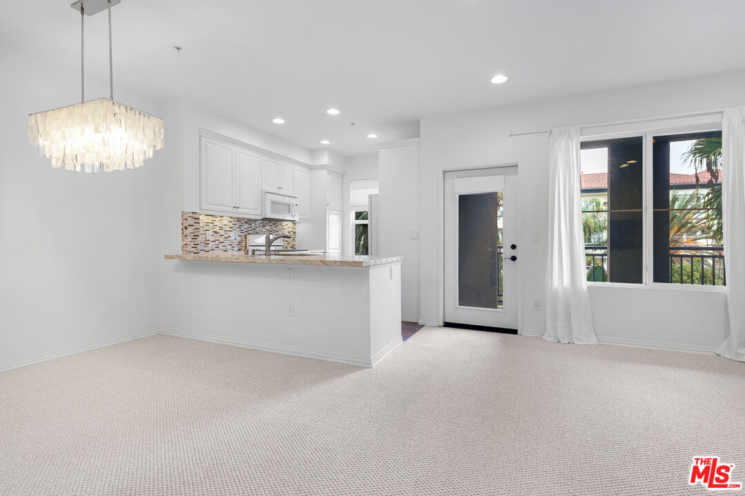 6020 Seabluff Dr Unit: 301