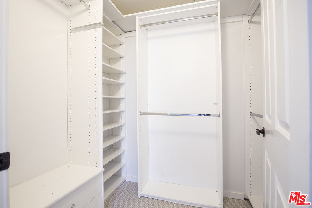 6020 Seabluff Dr Unit: 301