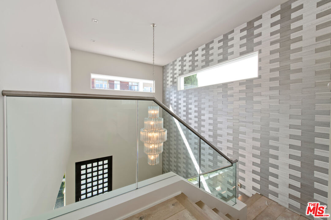 5904 Village Dr