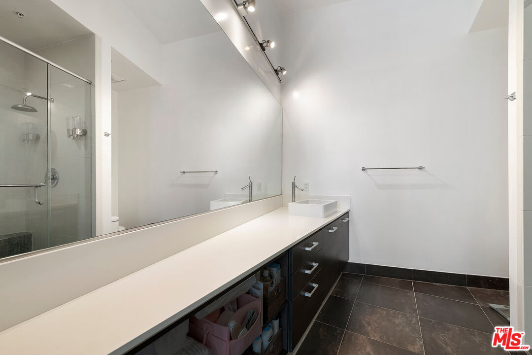 13320 Beach Ave Unit: 306