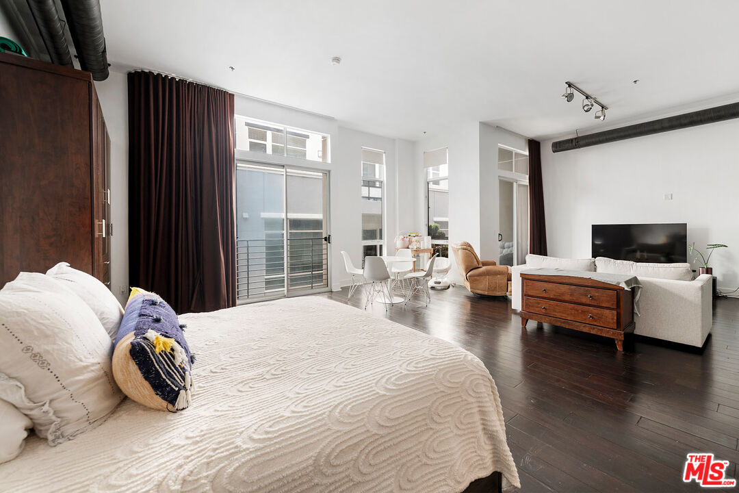 13320 Beach Ave Unit: 306