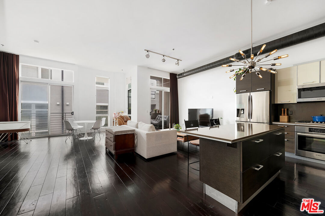 13320 Beach Ave Unit: 306