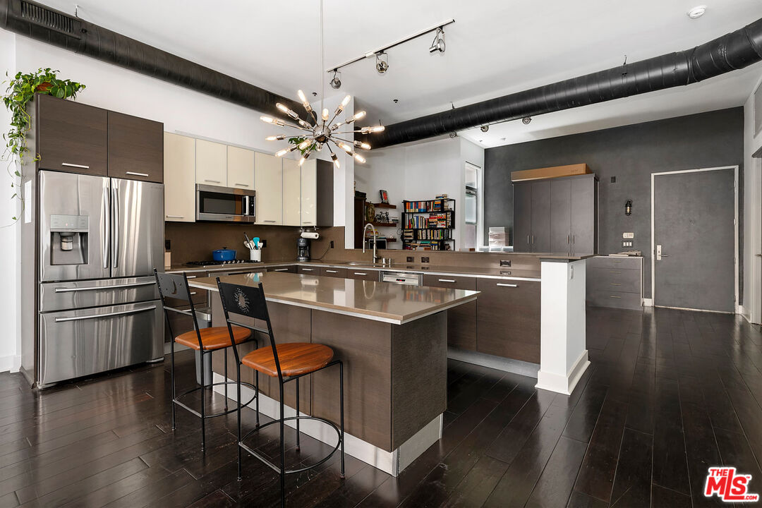 13320 Beach Ave Unit: 306