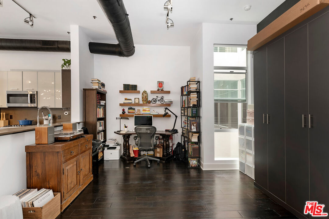 13320 Beach Ave Unit: 306