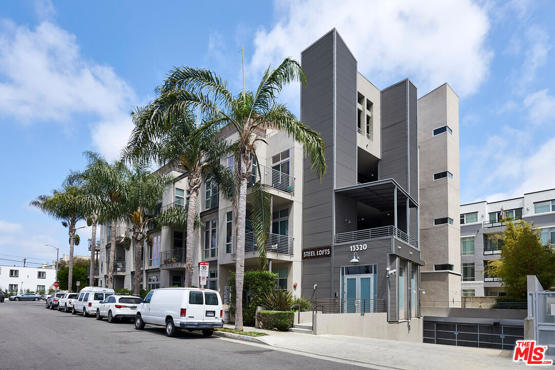13320 Beach Ave Unit: 306