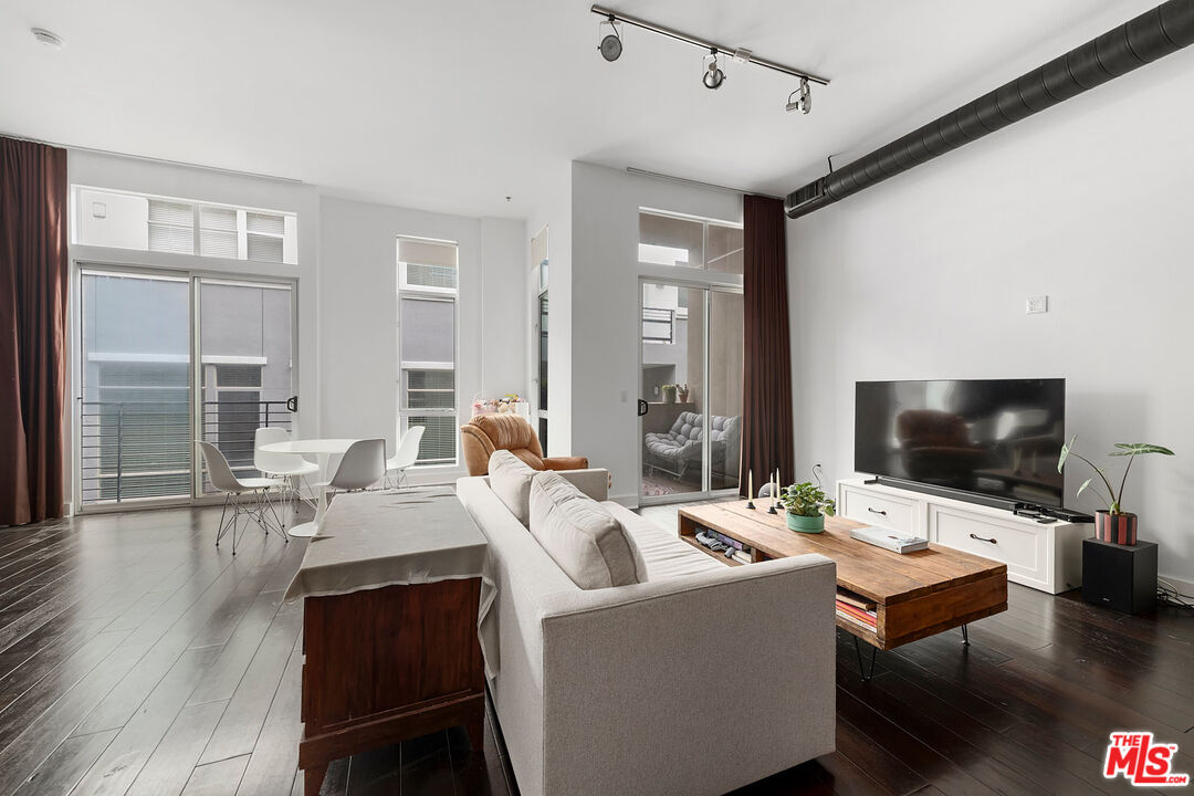 13320 Beach Ave Unit: 306